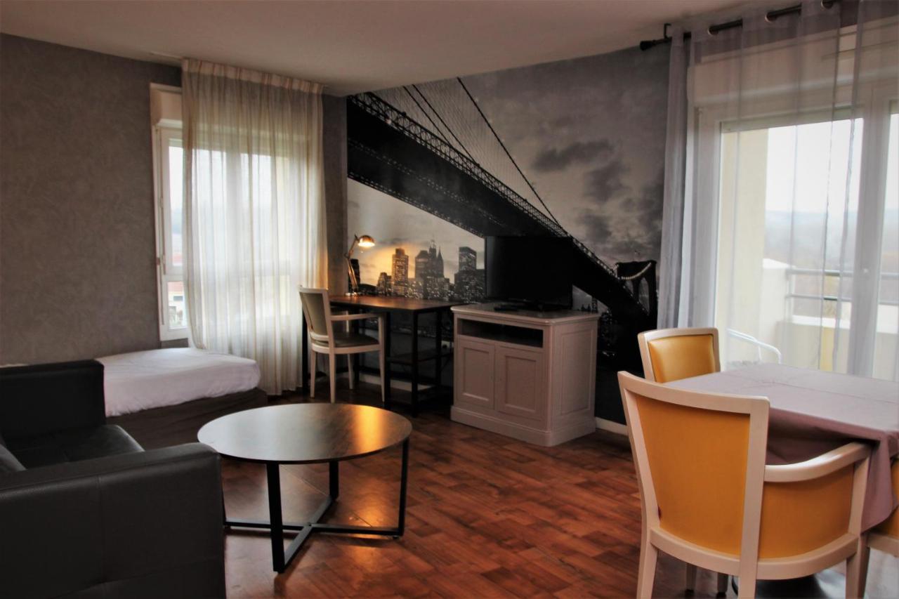 Residence Carouge Appart Hotel Бретіньї-сюр-Орж Екстер'єр фото