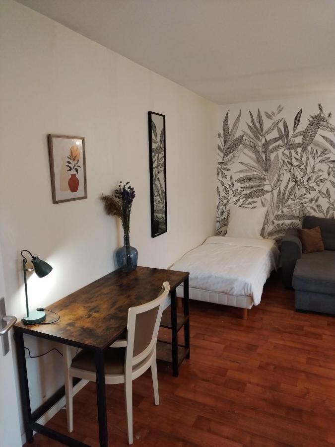 Residence Carouge Appart Hotel Бретіньї-сюр-Орж Екстер'єр фото