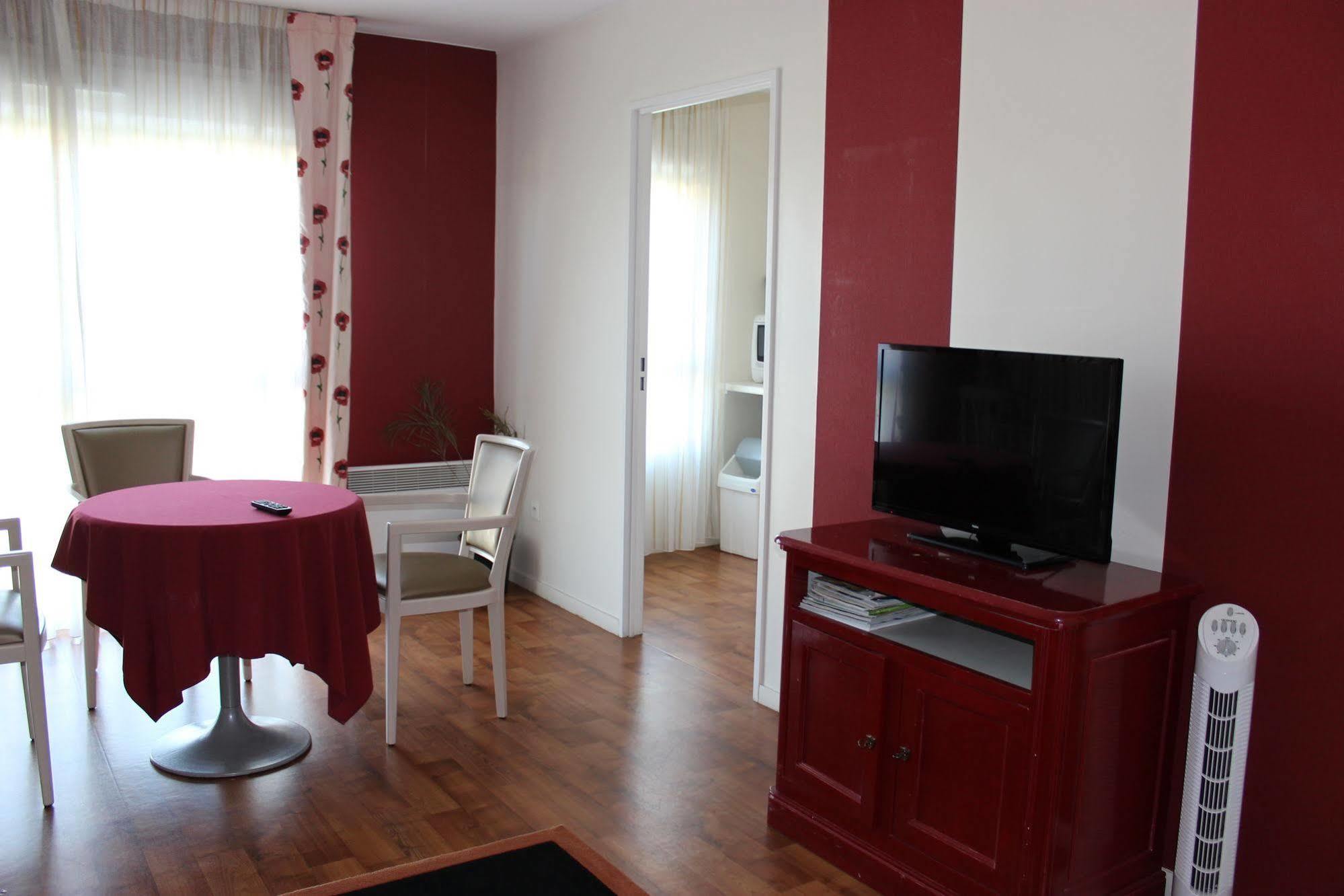 Residence Carouge Appart Hotel Бретіньї-сюр-Орж Екстер'єр фото